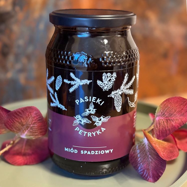 sloik-miodu-ze-spadzi-iglastej-pasieki-petryka.png